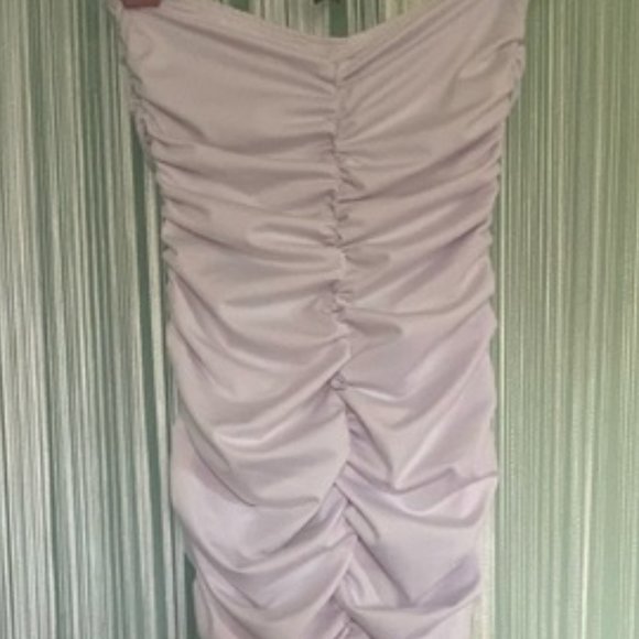 Off White Bodycon Ruched Strapless Dress - Picture 1 of 17